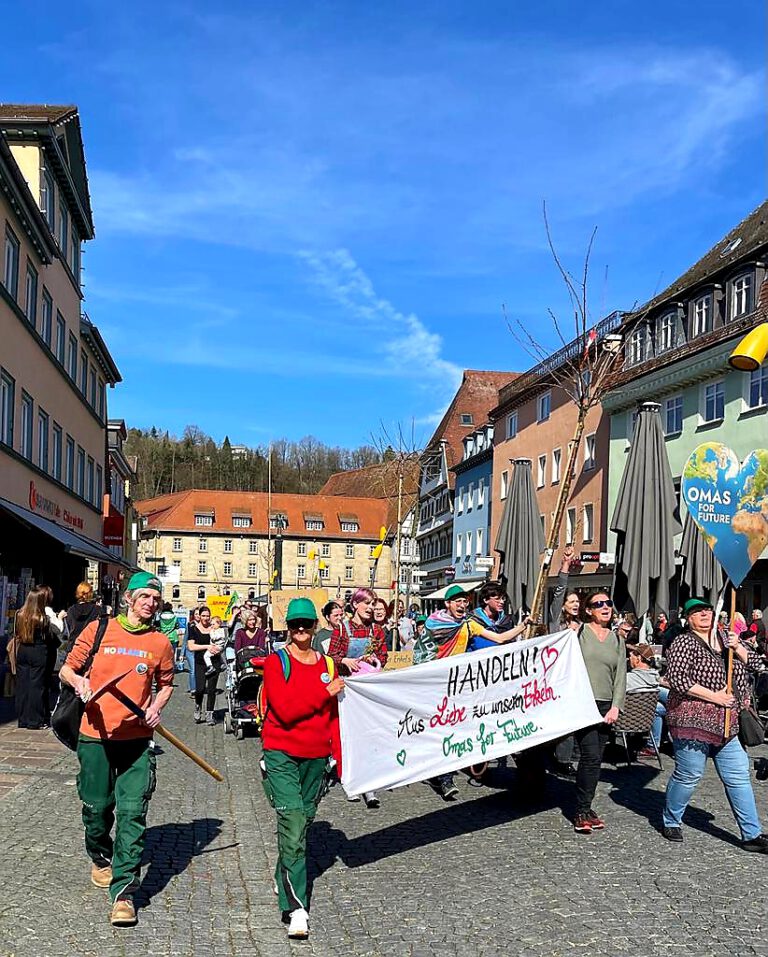 20230318 184834 768x957