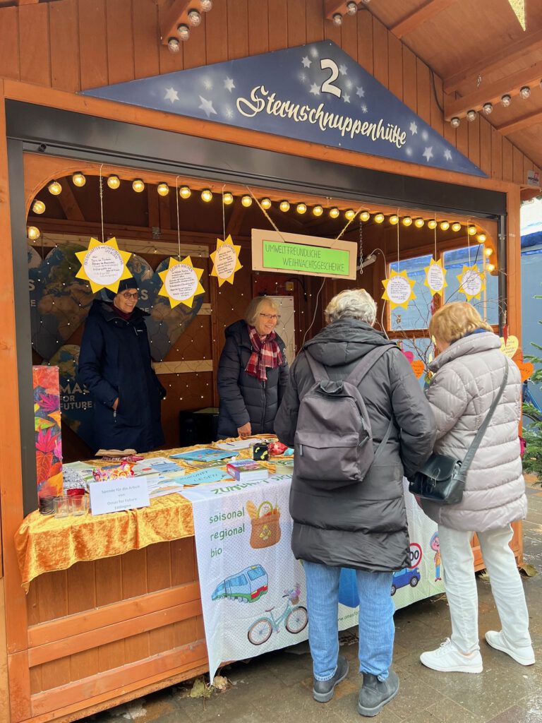 Sternschnuppenhütte, Sternlesmarkt 13.12.2023 Sternschnuppenhütte, Sternlesmarkt 13.12.2023