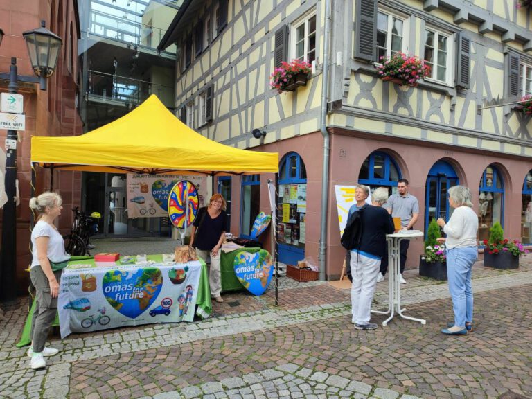 ÖPNV Infostand am 13. Juli 2024 Bretten©O4F