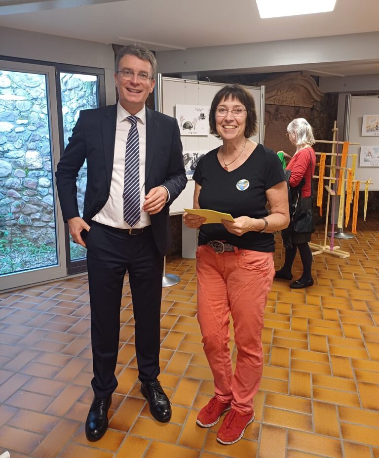 2024Mai GlaenzendeAussichten Gengenbach2 Offenburg©O4F 768x927