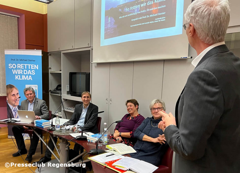 O4F©PresseclubRegensburg 768x553