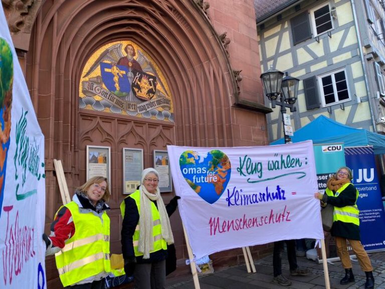 Banneraktion_1.2.25_Marktplatz_Bretten©O4F