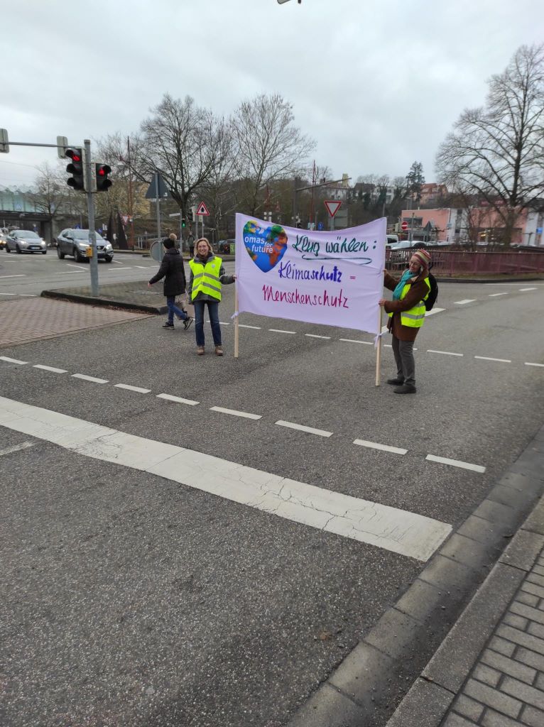 Banneraktion 11.2.25 Foto2 Fussgaengerueberweg Bretten©O4F