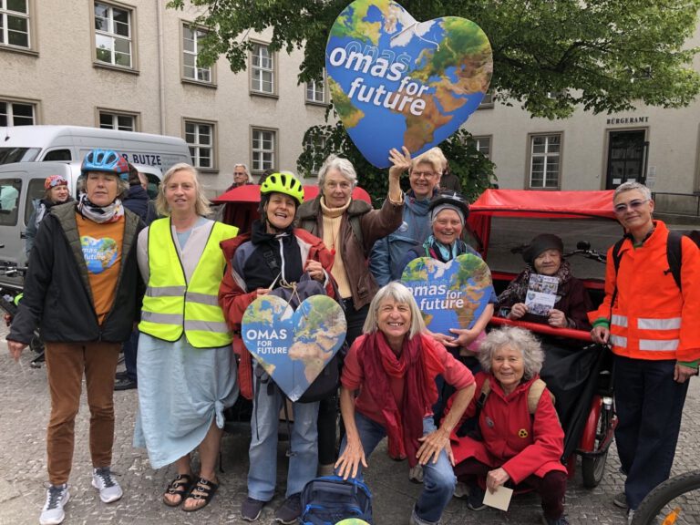 Senior Mass 2025 ©O4F Berlin